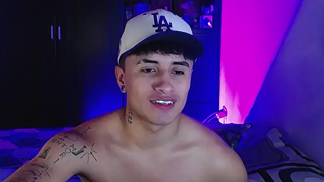 Snapshot of Jhon_Sara chatting on March 2026 03:41:02 AM Jhon Sara online show from March 2026 03:41:02 AM