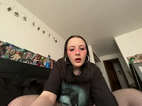 pinkhairfun16 online show from June 2026 10:54:02 PM