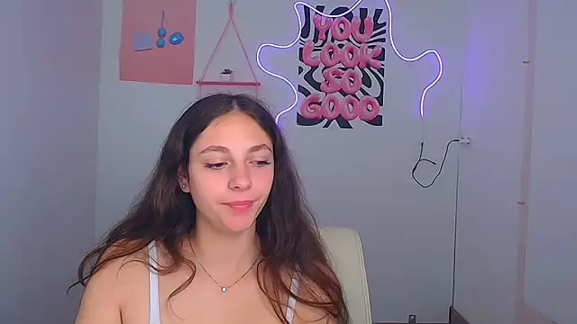 Snapshot of KissMeJulia chatting on July 2026 05:38:01 AM KissMeJulia online show from July 2026 05:38:01 AM