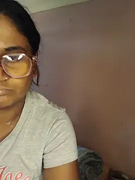 indianstrawberrylips4u online show from June 2026 01:50:01 PM