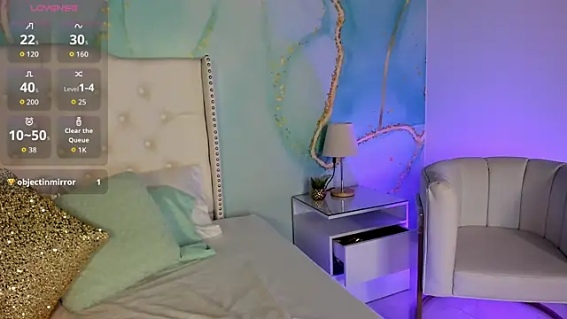 Snapshot of milkavelvett chatting on March 2026 03:52:01 PM milkavelvett online show from March 2026 03:52:01 PM