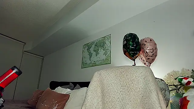 Snapshot of supreme_dominatrix chatting on January 2025 03:08:02 AM supreme dominatrix online show from January 2025 03:08:02 AM