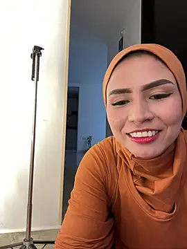 Snapshot of Darsha_Khemu chatting on June 2026 10:19:02 PM Darsha Khemu online show from June 2026 10:19:02 PM