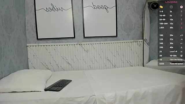 Snapshot of beautydoll18_ chatting on June 2026 10:17:02 AM beautydoll18 online show from June 2026 10:17:02 AM