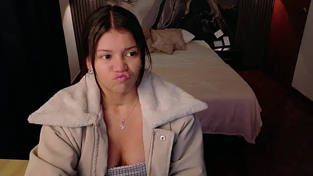 Snapshot of Alessia_Monroe_ chatting on February 2026 01:42:01 PM Alessia Monroe online show from February 2026 01:42:01 PM