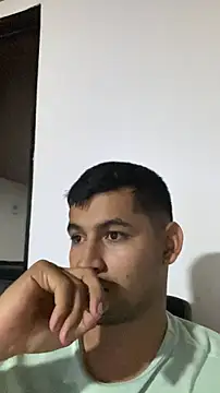 Snapshot of walterktm chatting on February 2026 03:48:02 AM walterktm online show from February 2026 03:48:02 AM