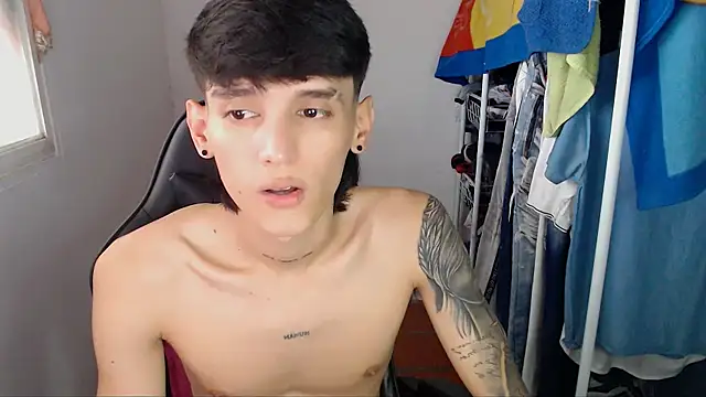 Snapshot of BOY-767 chatting on February 2026 06:15:02 PM BOY-767 online show from February 2026 06:15:02 PM