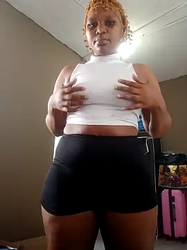 Snapshot of EBONYDEEVA68 chatting on February 2026 05:15:01 AM EBONYDEEVA68 online show from February 2026 05:15:01 AM