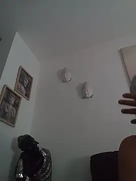 Snapshot of morenitoymorena chatting on June 2026 07:30:01 AM morenitoymorena online show from June 2026 07:30:01 AM
