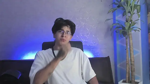 Snapshot of Angel_scott2 chatting on March 2026 11:12:01 AM Angel scott2 online show from March 2026 11:12:01 AM