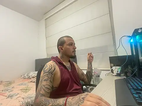 Maximo Garcia17 online show from March 2026 11:42:02 PM