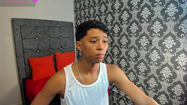 Little Twink19x online show from July 2026 07:43:01 PM