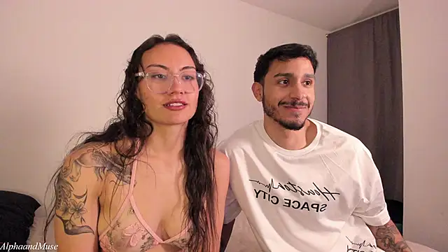 Snapshot of alphaandmuse chatting on February 2026 02:10:01 AM alphaandmuse online show from February 2026 02:10:01 AM