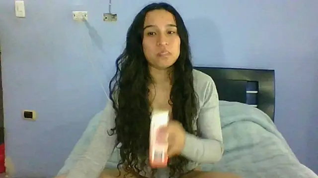 Snapshot of scarlettscottx_ chatting on August 2026 12:25:01 AM scarlettscottx online show from August 2026 12:25:01 AM