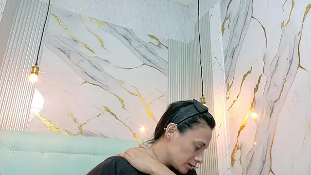 QueenSallyDesire online show from May 2026 03:14:02 AM