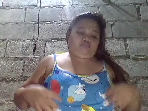 Snapshot of sweetlyn31 chatting on August 2026 09:04:01 AM sweetlyn31 online show from August 2026 09:04:01 AM