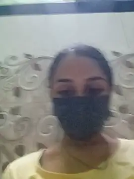 Vandana122 online show from May 2026 10:22:01 AM