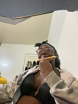 Sinfulwaterfalls online show from April 2026 12:30:02 AM