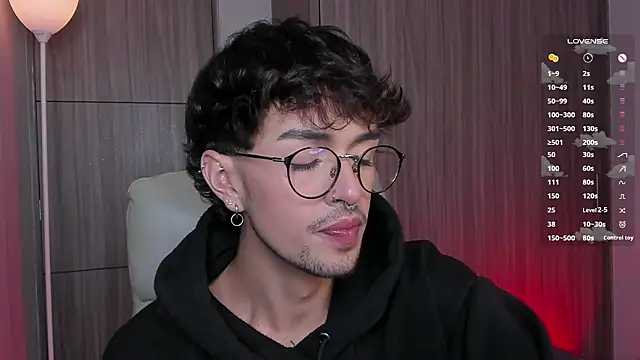 Snapshot of sr_sprinkles chatting on February 2026 11:06:01 PM sr sprinkles online show from February 2026 11:06:01 PM