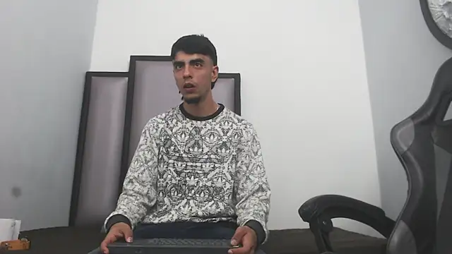 Endrick-23 online show from March 2026 03:45:02 AM