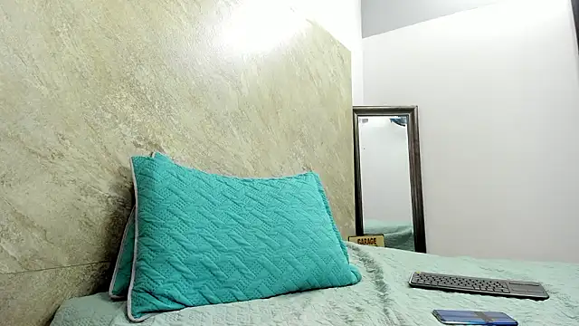 Mick-lollipop online show from March 2026 07:31:02 PM