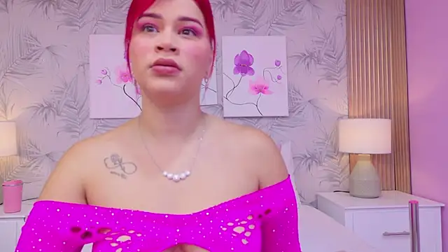 Snapshot of CherryTayloor chatting on February 2026 02:32:02 AM CherryTayloor online show from February 2026 02:32:02 AM