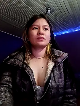 Snapshot of Persefone1331 chatting on February 2026 11:24:02 PM Persefone1331 online show from February 2026 11:24:02 PM