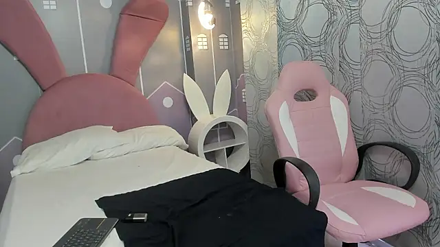 Snapshot of sammysexxx_ chatting on February 2026 06:08:01 PM sammysexxx online show from February 2026 06:08:01 PM