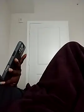 makeherfeelg online show from April 2026 12:34:02 PM