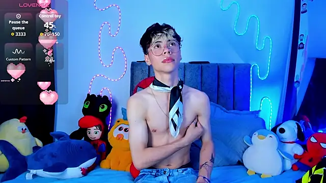 Callum 777 online show from July 2026 05:45:02 AM