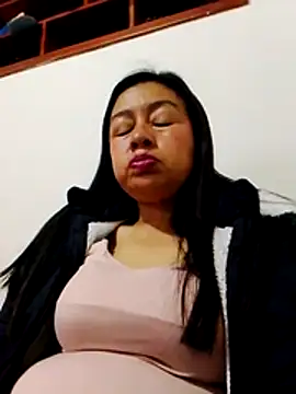 Snapshot of Samanta_gonzales chatting on February 2026 06:17:01 PM Samanta gonzales online show from February 2026 06:17:01 PM