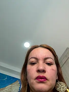 Viictoria-Jones online show from April 2026 09:51:02 AM