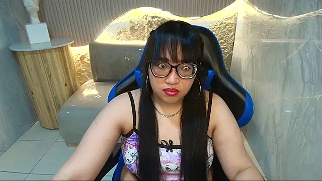 Snapshot of bunny_mich_r chatting on February 2026 07:24:02 PM bunny mich r online show from February 2026 07:24:02 PM