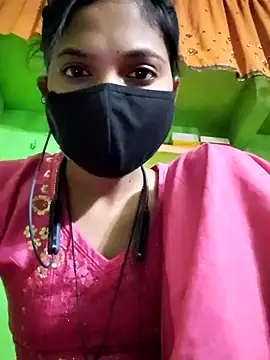 Cute aroshi online show from March 2026 04:25:01 PM