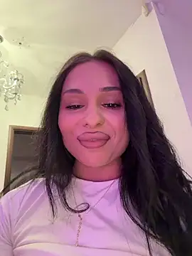Olivia Noor online show from May 2026 08:27:02 PM