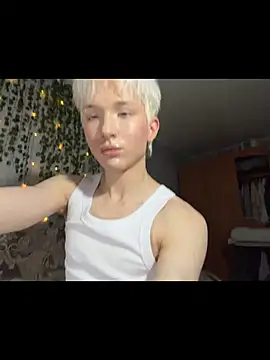 TwinkRyder online show from March 2026 12:32:01 PM