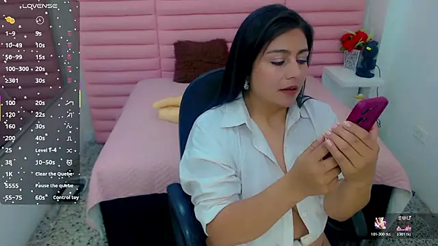 scarleth whisper online show from March 2026 08:25:01 PM