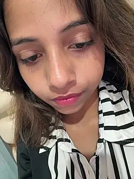 Snapshot of its_anuuu chatting on February 2026 10:16:01 AM its anuuu online show from February 2026 10:16:01 AM