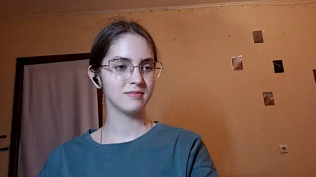 Katelemon online show from June 2026 02:19:02 PM