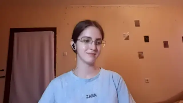 Snapshot of Katelemon chatting on June 2026 02:49:02 PM Katelemon online show from June 2026 02:49:02 PM