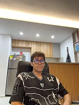 Apolo 137 online show from April 2026 02:23:01 AM