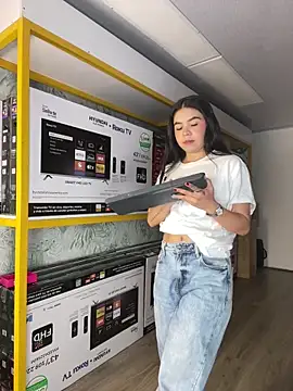 Ambarina  online show from March 2026 11:43:02 AM