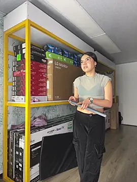 Ambarina  online show from April 2026 11:24:02 AM