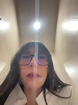 susi chimm online show from July 2026 01:37:01 PM