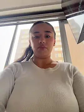 Eyssha online show from March 2026 12:32:01 PM