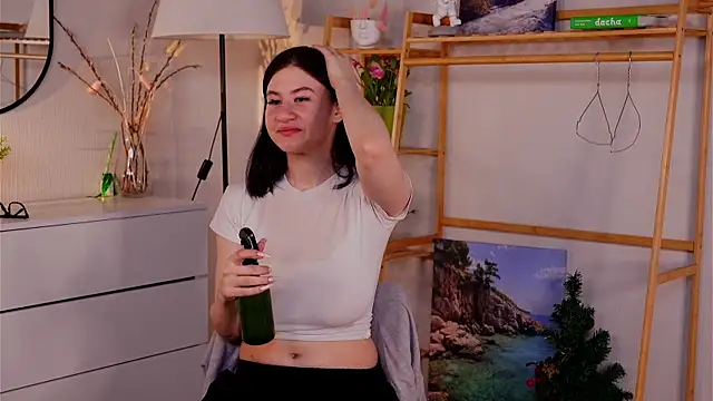 TwilaMode online show from March 2026 07:15:01 AM