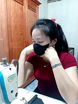 Snapshot of millkon chatting on March 2026 11:44:01 PM millkon online show from March 2026 11:44:01 PM