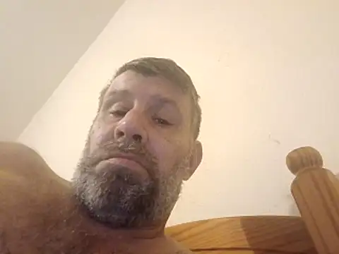 Snapshot of stud2512 chatting on March 2026 01:02:01 AM stud2512 online show from March 2026 01:02:01 AM