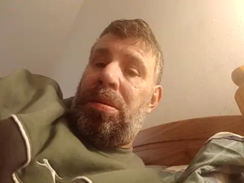 Snapshot of stud2512 chatting on March 2026 01:08:01 PM stud2512 online show from March 2026 01:08:01 PM