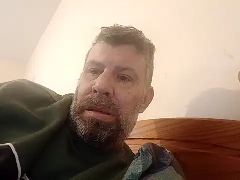 Snapshot of stud2512 chatting on March 2026 10:52:01 AM stud2512 online show from March 2026 10:52:01 AM